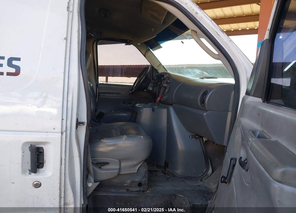 2004 FORD E-250 VIN: 1FTNE24L84HA30104