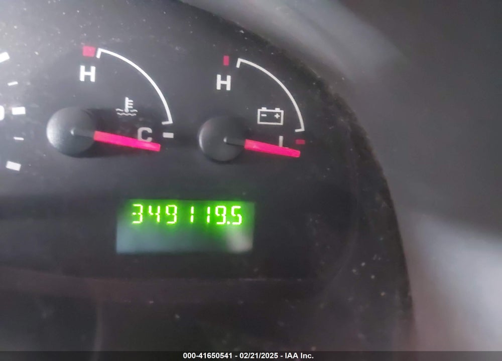 2004 FORD E-250 VIN: 1FTNE24L84HA30104