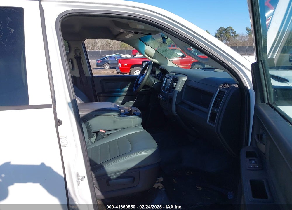 2017 RAM 1500 VIN: 1C6RR6FG8HS591660