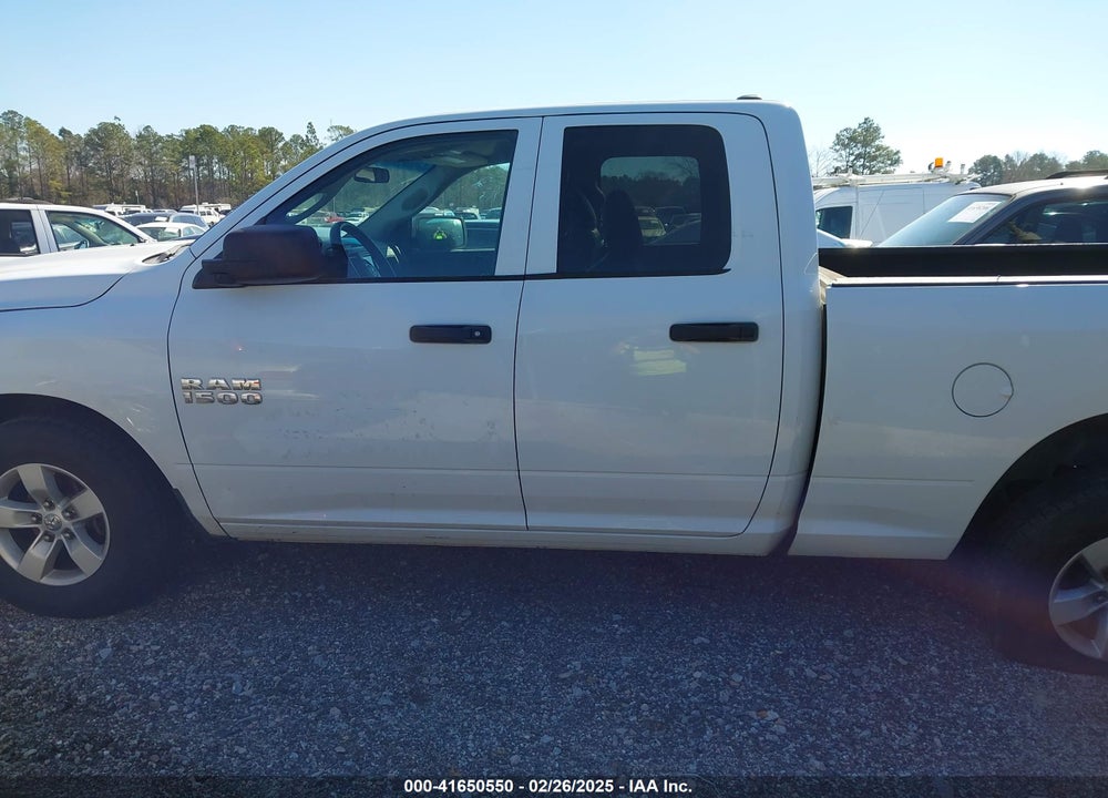 2017 RAM 1500 VIN: 1C6RR6FG8HS591660