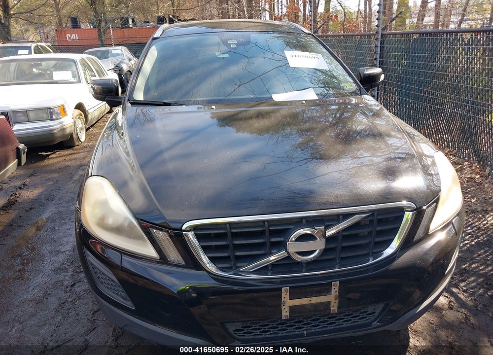 2012 VOLVO XC60 VIN: YV4952DL8C2261830