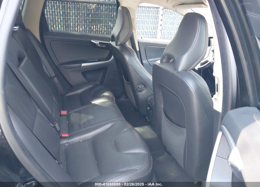 2012 VOLVO XC60 VIN: YV4952DL8C2261830