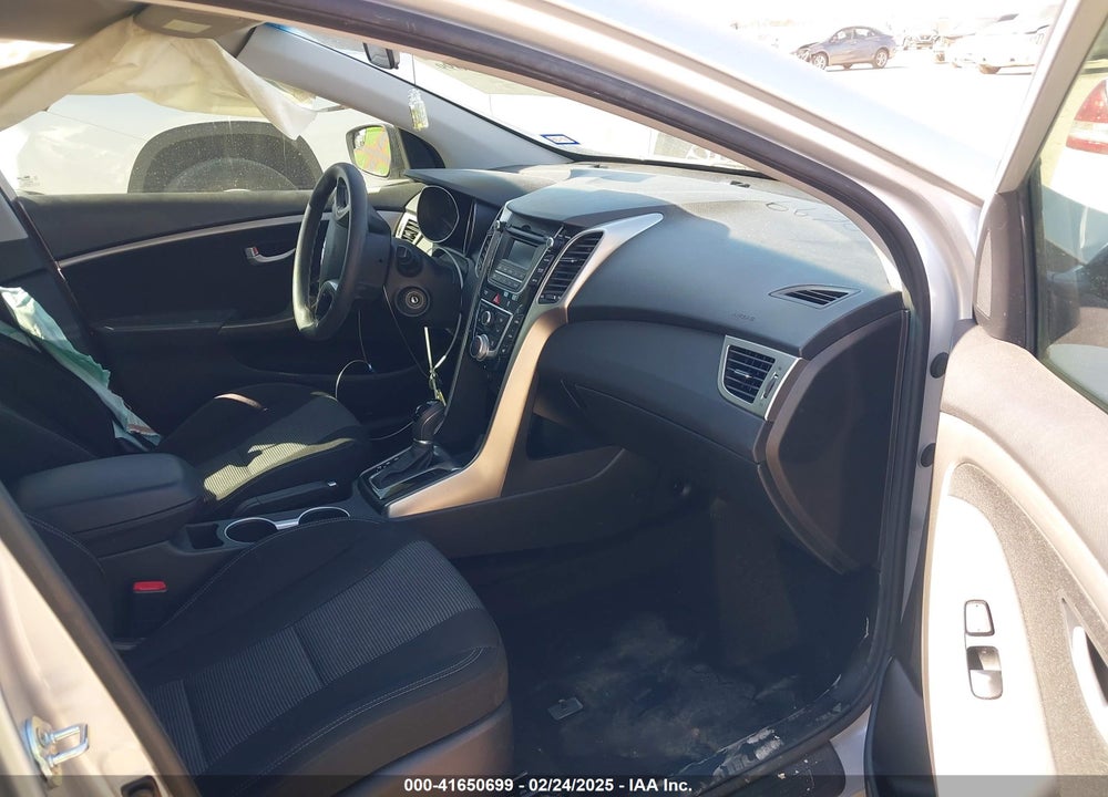 2016 HYUNDAI ELANTRA GT VIN: KMHD35LH0GU314222