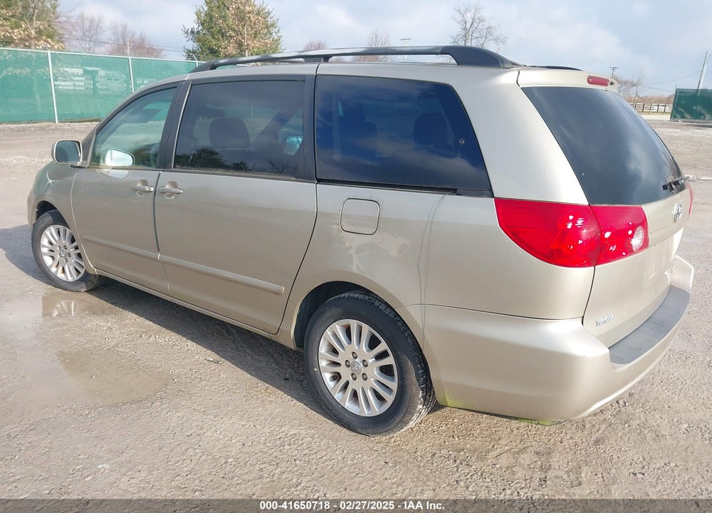 2008 TOYOTA SIENNA XLE VIN: 5TDZK22C98S188028