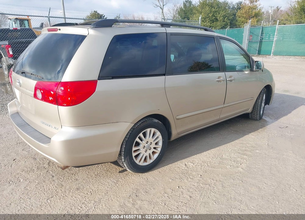 2008 TOYOTA SIENNA XLE VIN: 5TDZK22C98S188028