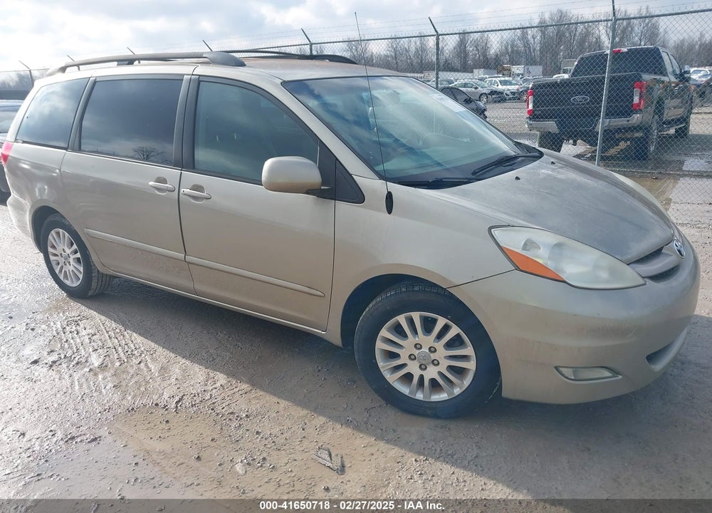2008 TOYOTA SIENNA XLE VIN: 5TDZK22C98S188028