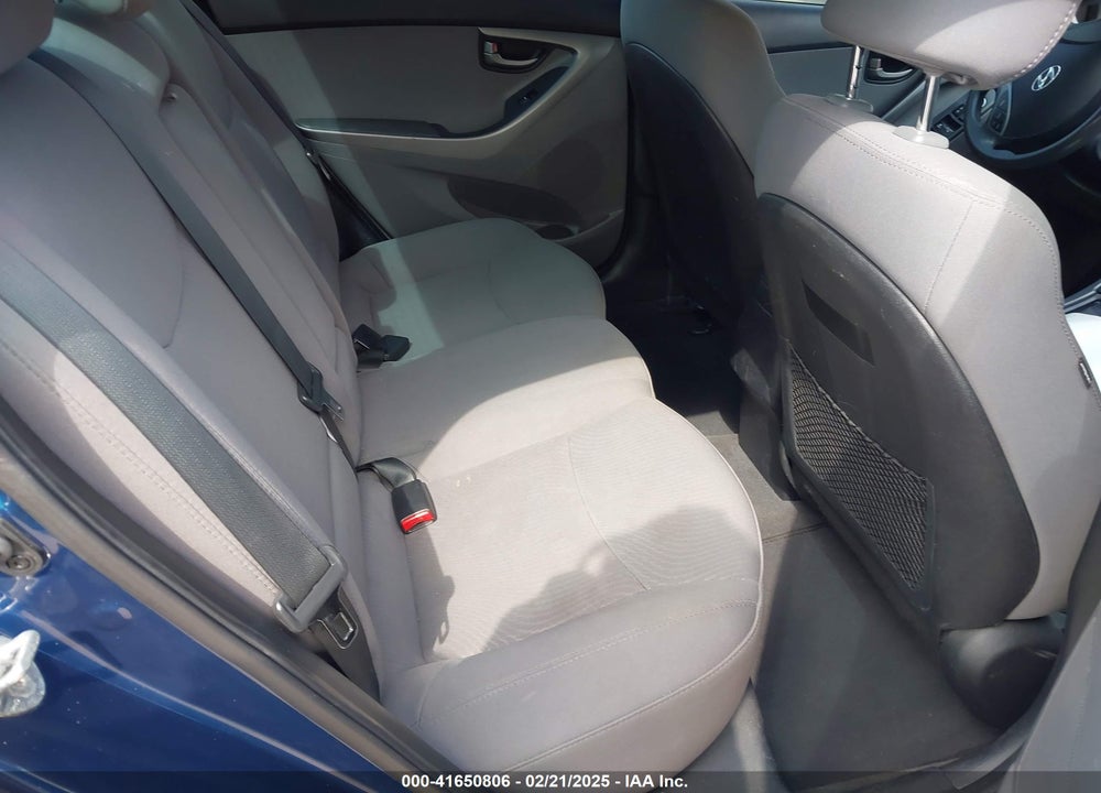 2016 HYUNDAI ELANTRA SE VIN: 5NPDH4AE0GH687389