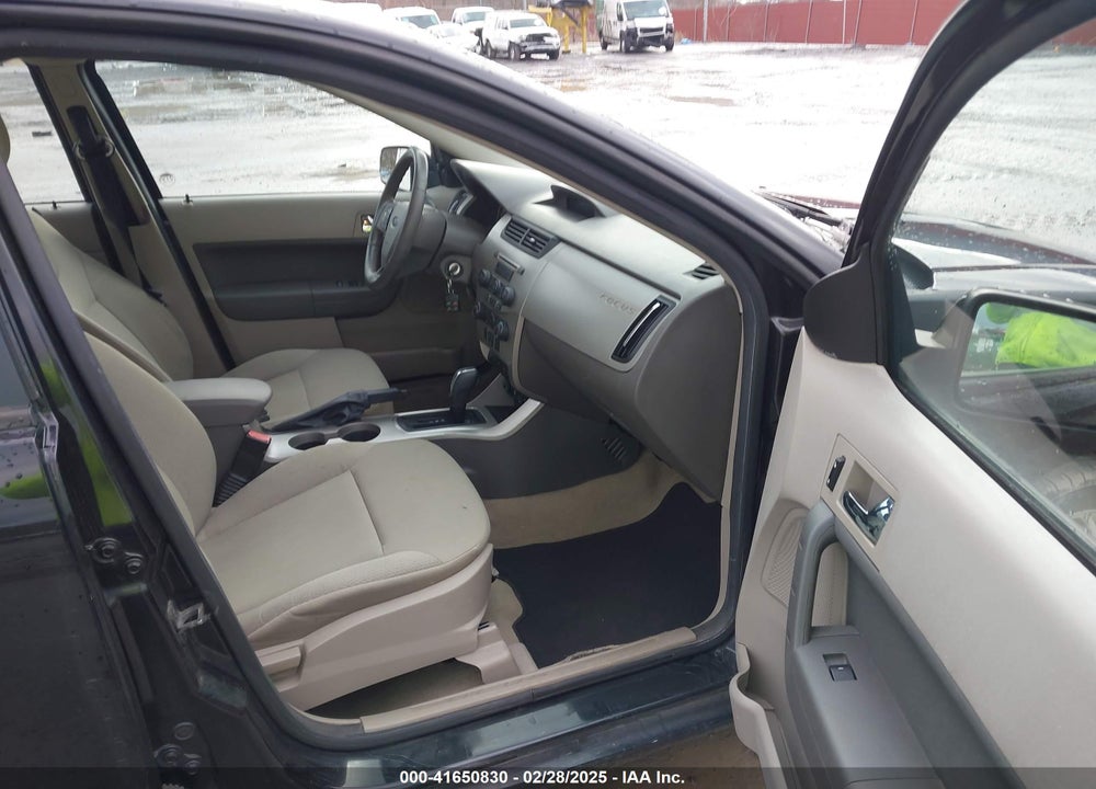 2008 FORD FOCUS SE/SES VIN: 1FAHP35N98W186110
