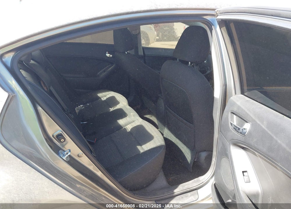 2015 KIA FORTE EX VIN: KNAFX4A88F5347604