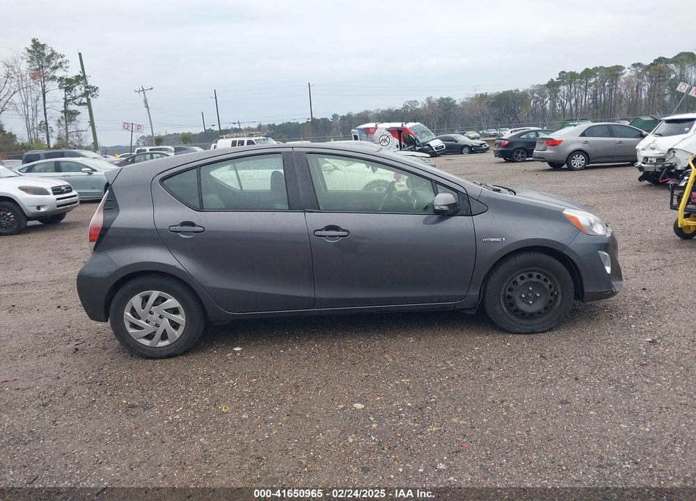 2015 TOYOTA PRIUS C ONE VIN: JTDKDTB35F1113645