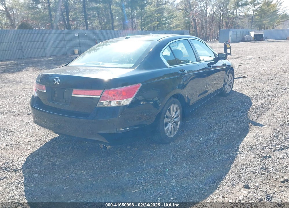 2011 HONDA ACCORD 2.4 EX-L VIN: 1HGCP2F8XBA011667