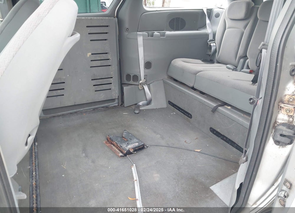 2005 DODGE GRAND CARAVAN SXT VIN: 2D4GP44L85R207743