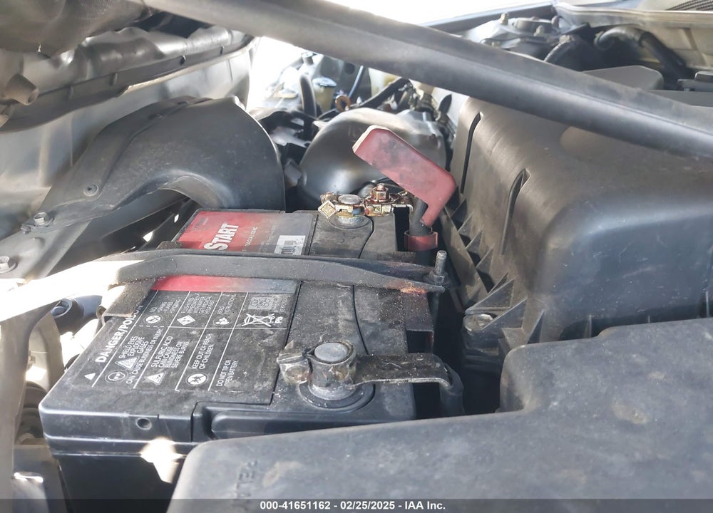 2002 TOYOTA CAMRY LE VIN: JTDBE32K520115545