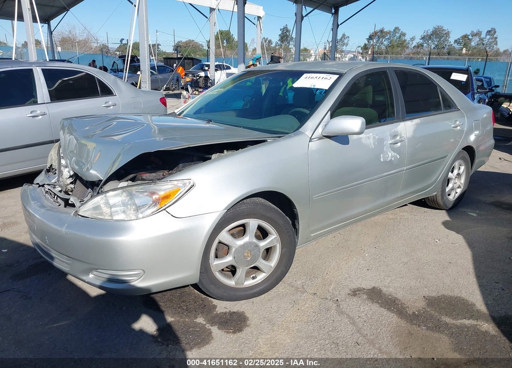 2002 TOYOTA CAMRY LE VIN: JTDBE32K520115545