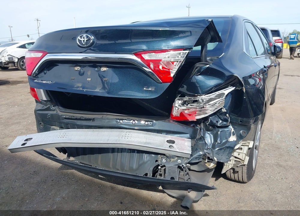 2017 TOYOTA CAMRY VIN: 4T1BF1FK8HU332855