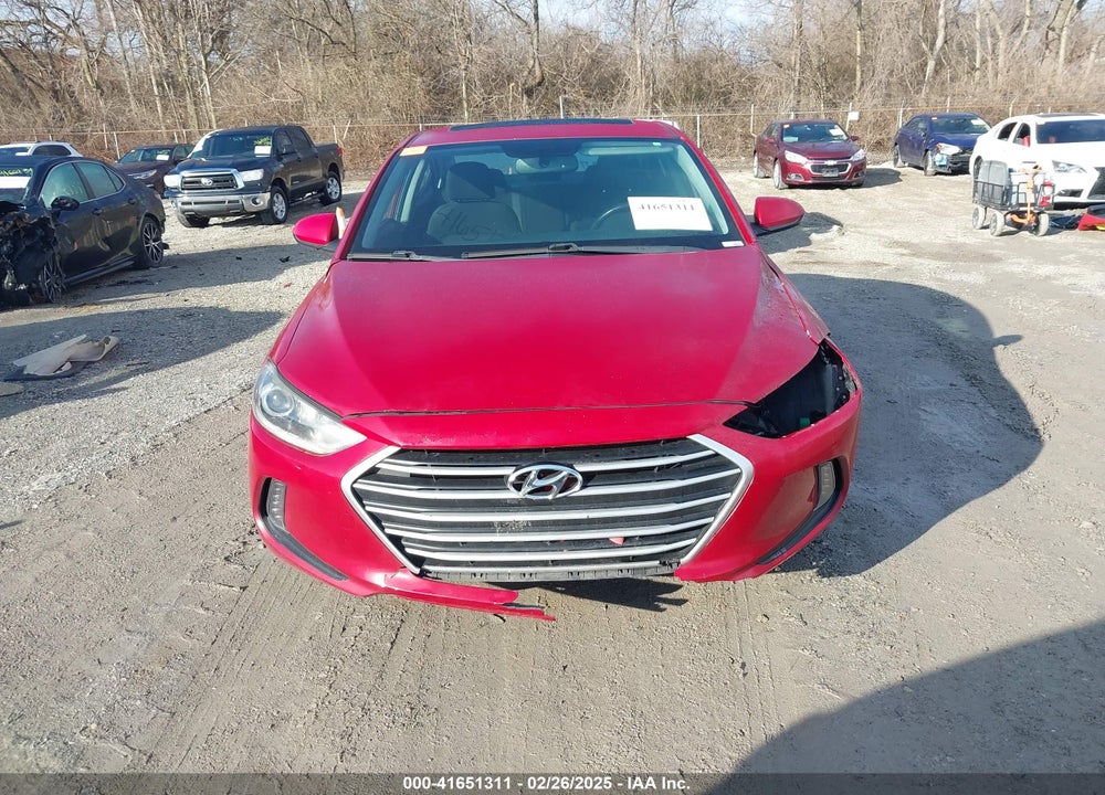 2017 HYUNDAI ELANTRA VIN: KMHD84LF3HU261981