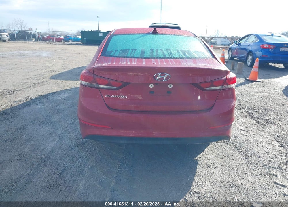 2017 HYUNDAI ELANTRA VIN: KMHD84LF3HU261981