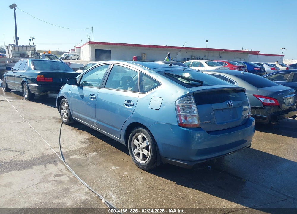 2008 TOYOTA PRIUS VIN: JTDKB20UX87745388