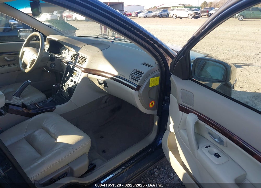 2004 VOLVO S80 VIN: YV1TS59H841375917