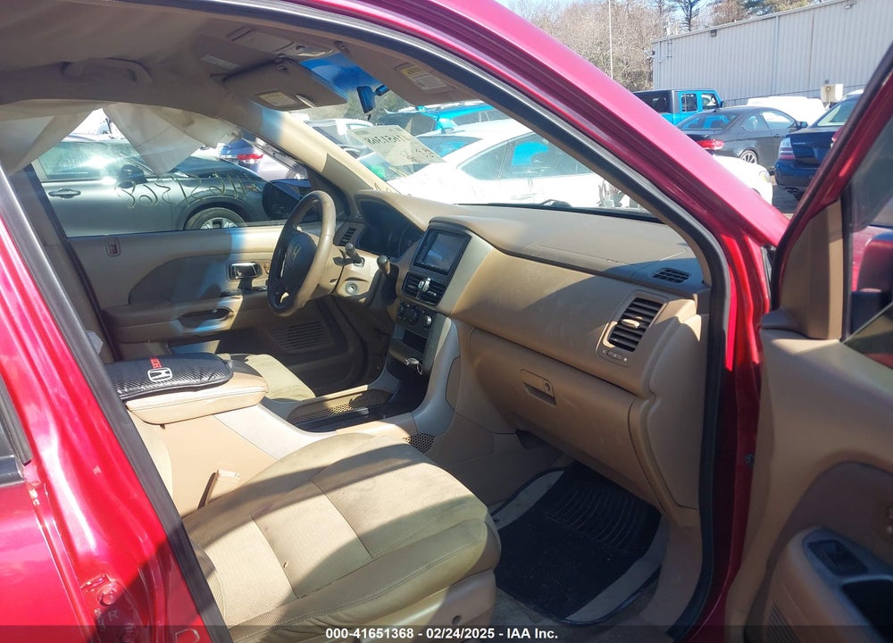 2006 HONDA PILOT VIN: 2HKYF18106H513961