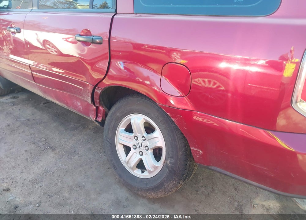 2006 HONDA PILOT VIN: 2HKYF18106H513961