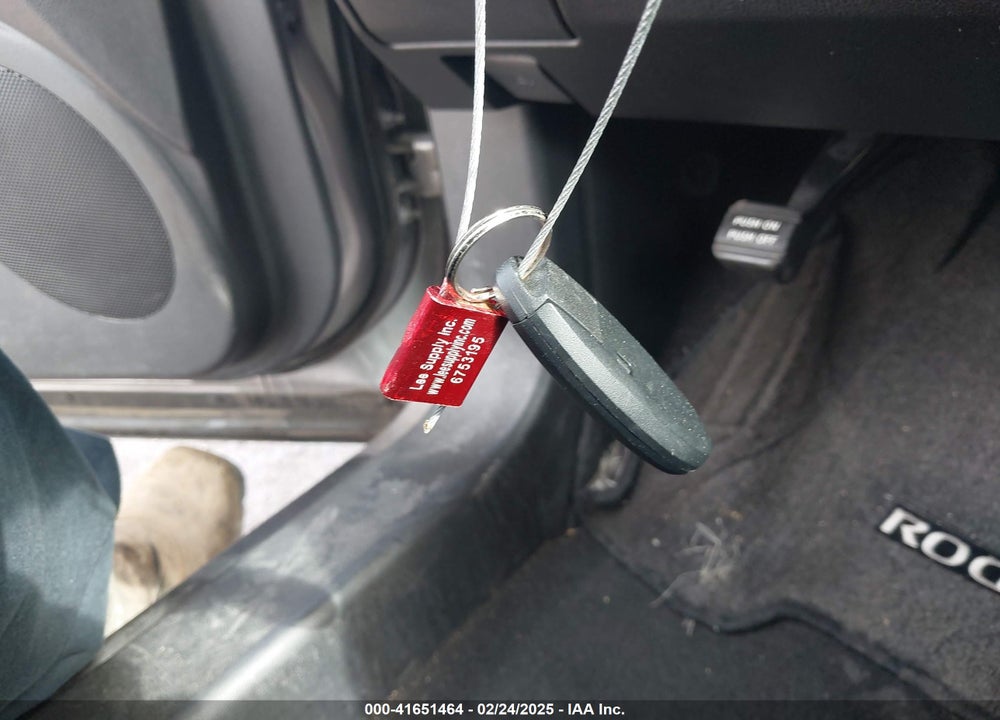2011 NISSAN ROGUE SV VIN: JN8AS5MT2BW568139