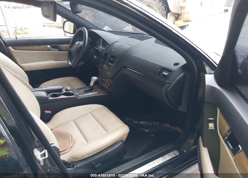2008 MERCEDES-BENZ C 350 VIN: WDDGF56X58F050826