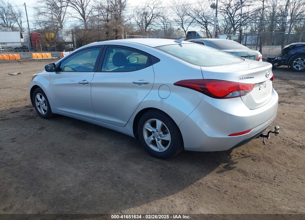 2015 HYUNDAI ELANTRA VIN: 5NPDH4AEXFH581420