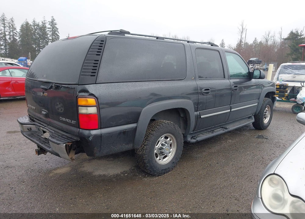 2005 CHEVROLET SUBURBAN 2500 LT VIN: 3GNGK26G15G143221
