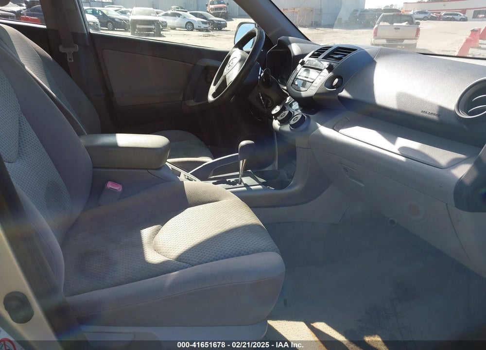 2008 TOYOTA RAV4 VIN: JTMBD33V285191778