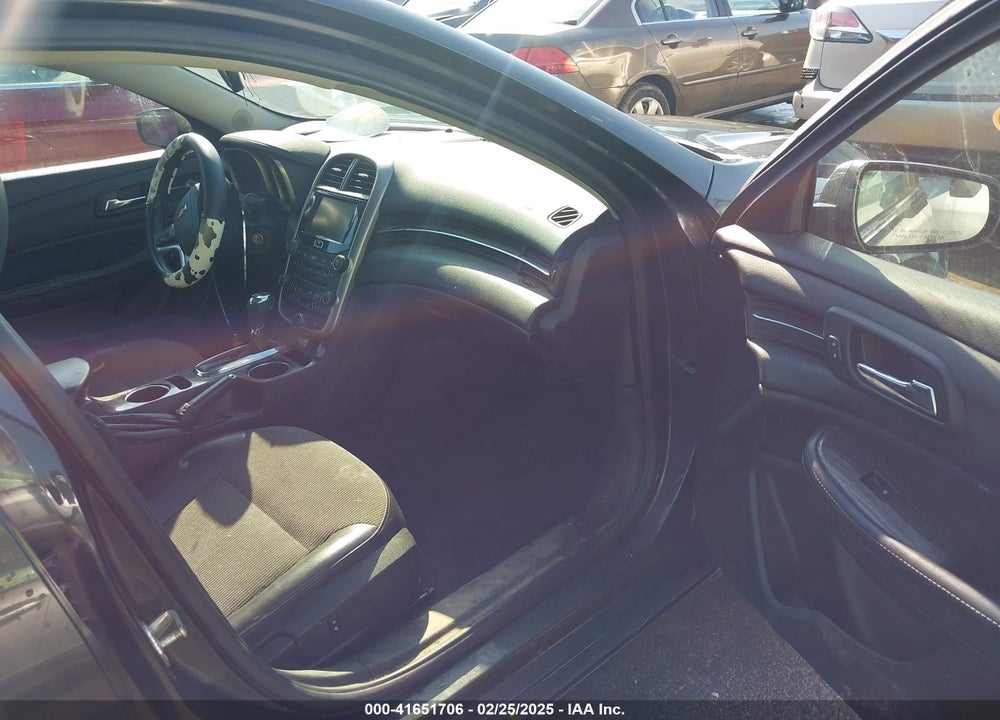 2014 CHEVROLET MALIBU VIN: 1G11C5SL5EF304048