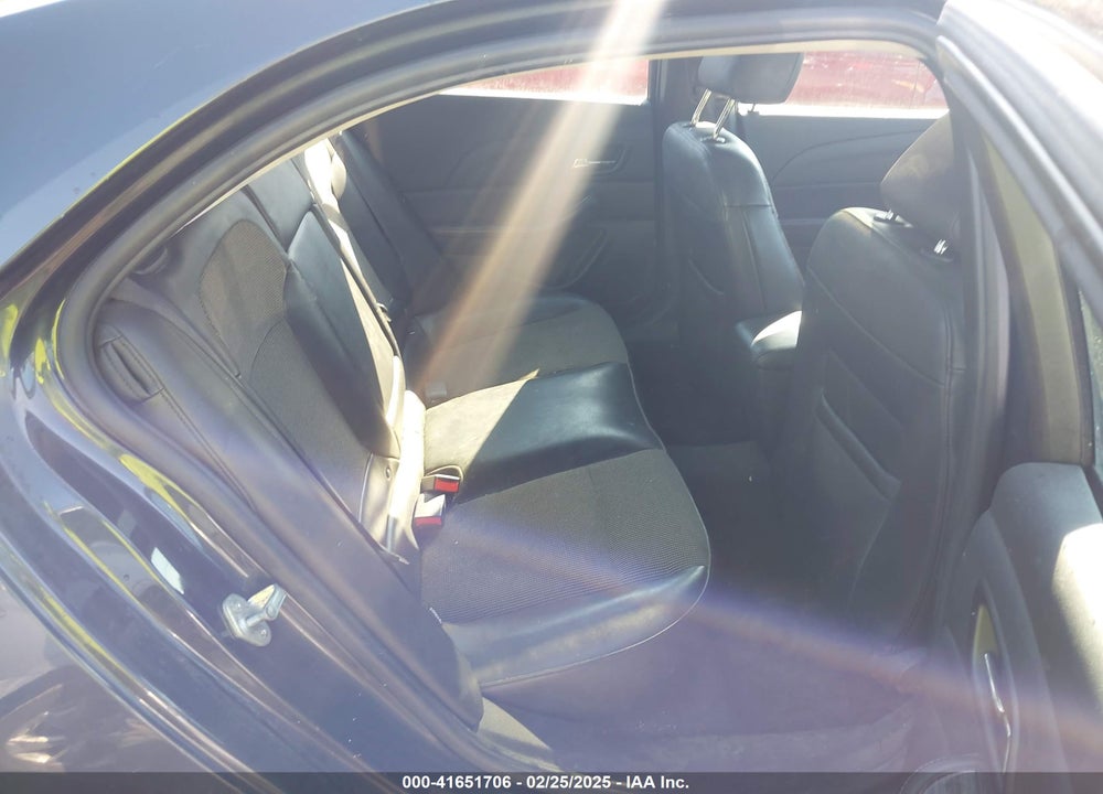 2014 CHEVROLET MALIBU VIN: 1G11C5SL5EF304048