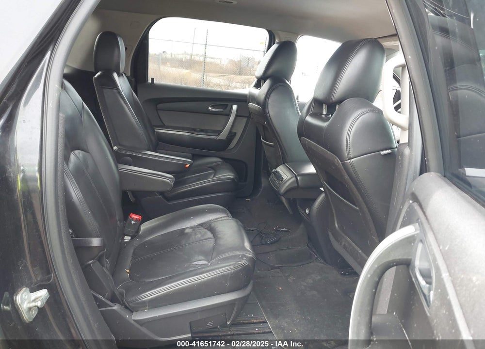 2011 GMC ACADIA VIN: 1GKKVRED0BJ102572