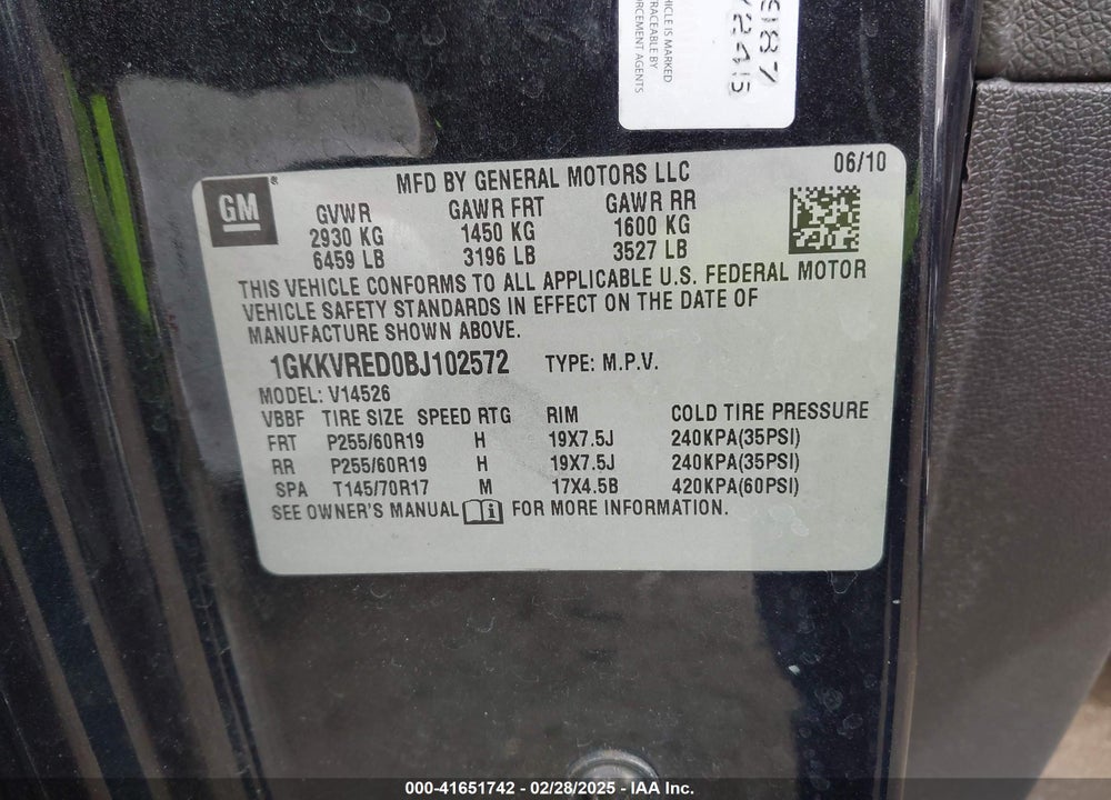 2011 GMC ACADIA VIN: 1GKKVRED0BJ102572