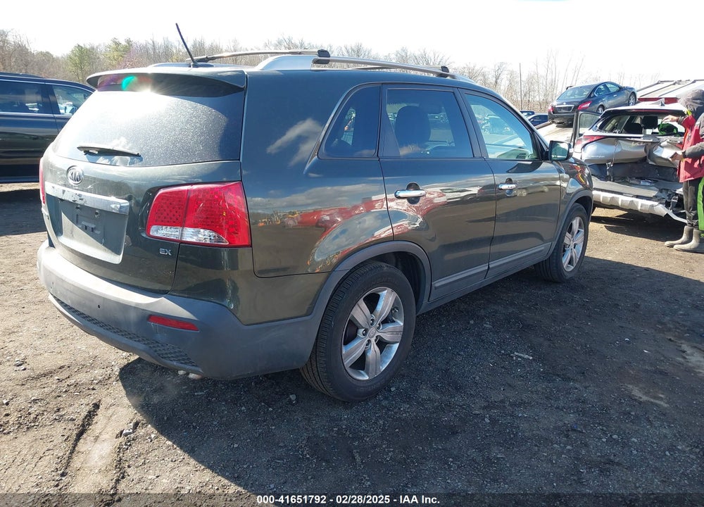 2012 KIA SORENTO EX VIN: 5XYKU3A61CG269558