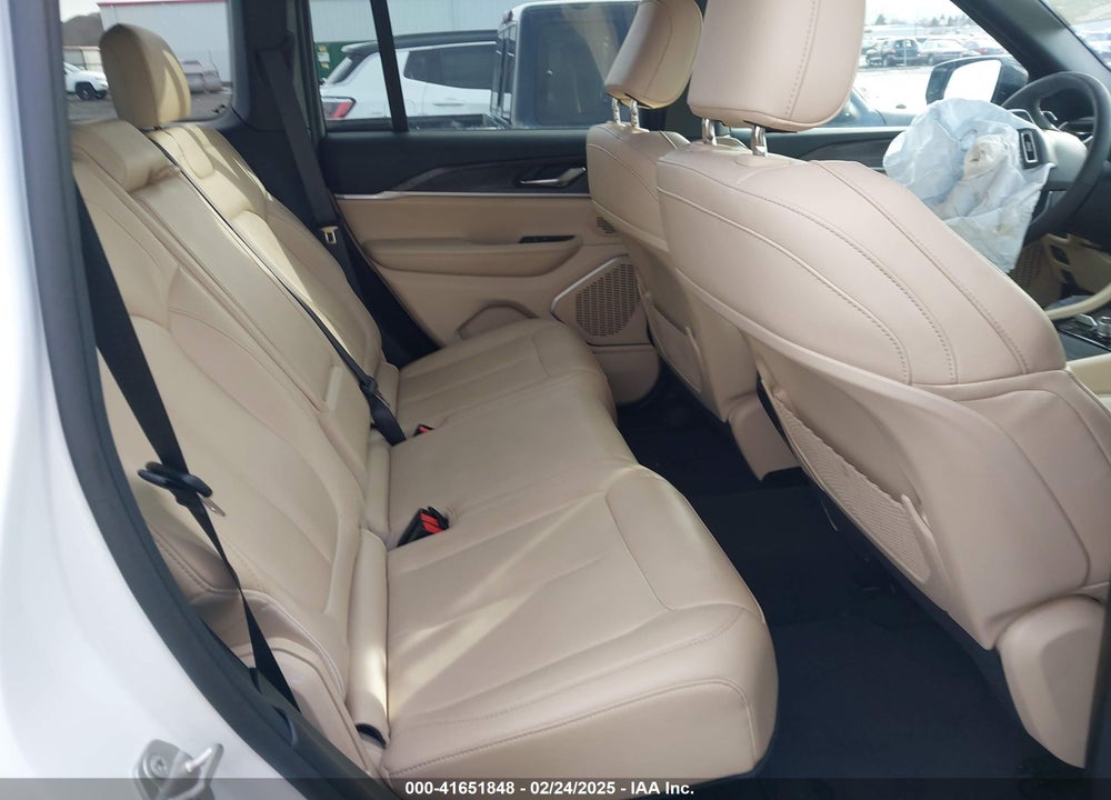 2024 JEEP GRAND CHEROKEE VIN: 1C4RJYB6XR8516658