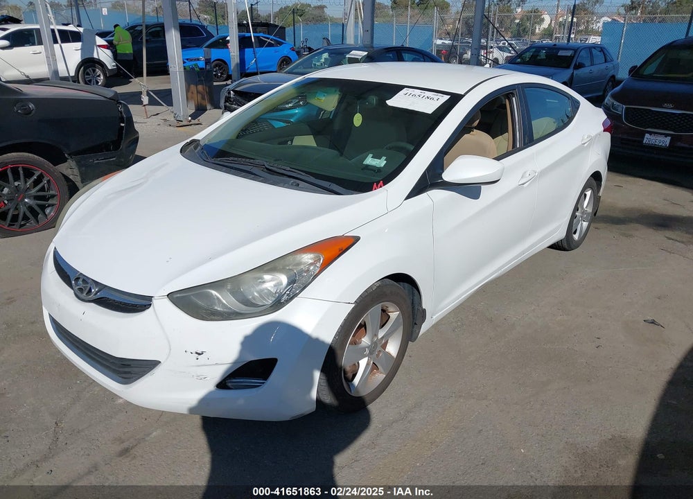 2013 HYUNDAI ELANTRA VIN: 5NPDH4AE0DH273105