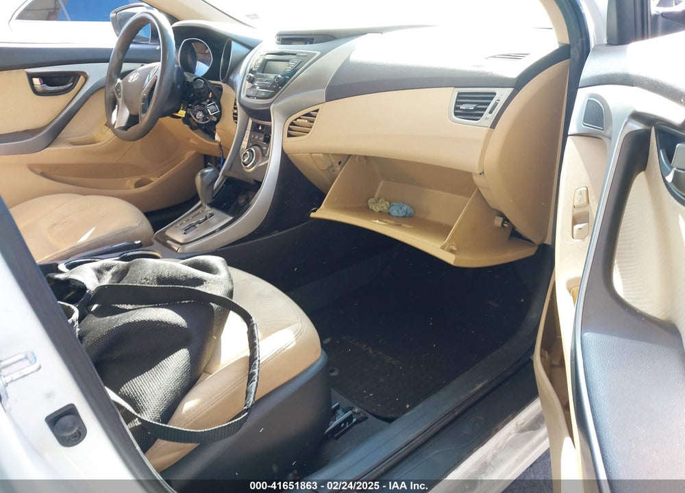 2013 HYUNDAI ELANTRA VIN: 5NPDH4AE0DH273105