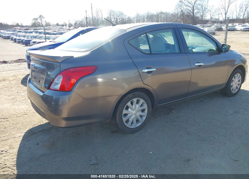 2015 NISSAN VERSA 1.6 SV VIN: 3N1CN7AP9FL827027