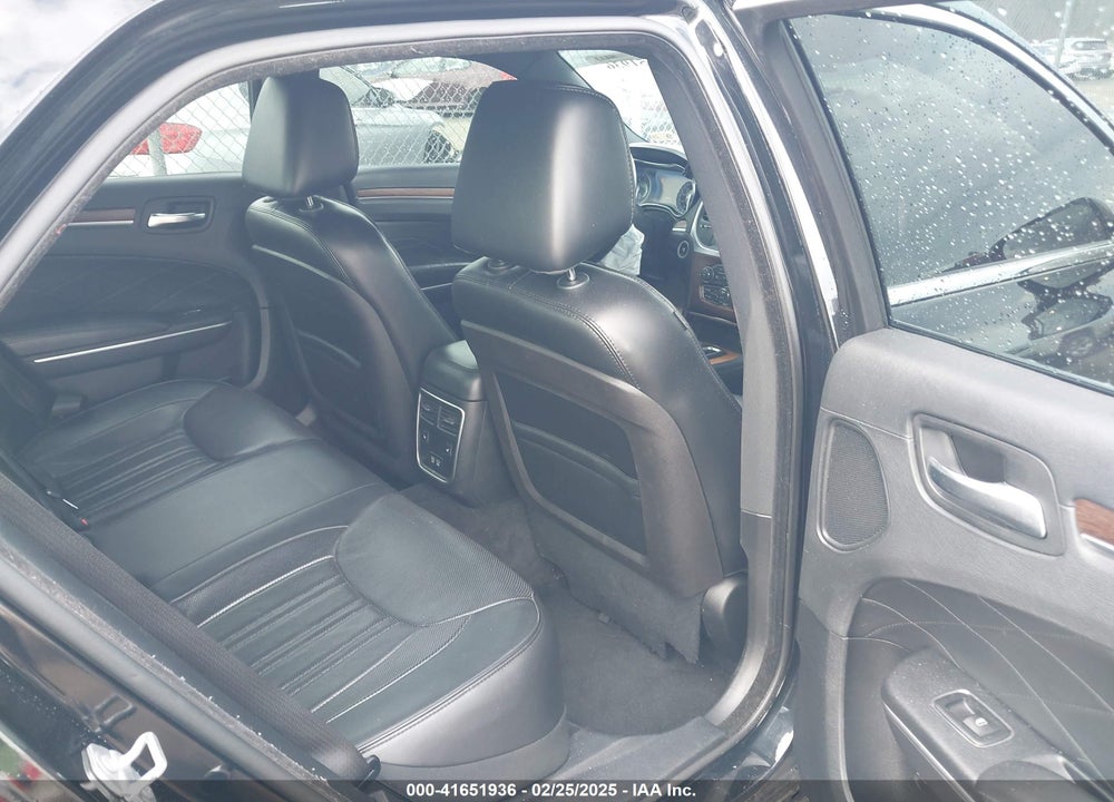 2015 CHRYSLER 300C VIN: 2C3CCAPT9FH860157