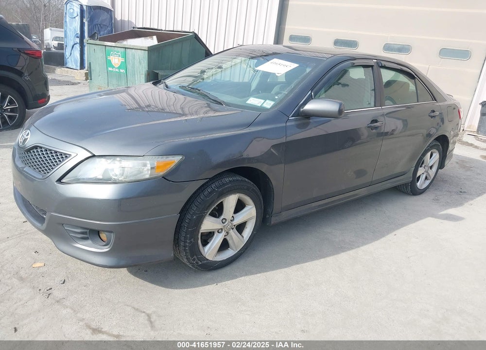 2011 TOYOTA CAMRY SE VIN: 4T1BF3EK5BU124999