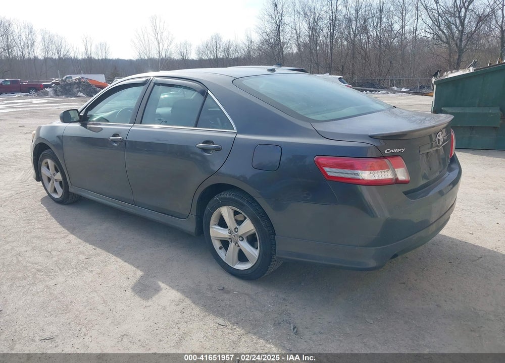 2011 TOYOTA CAMRY SE VIN: 4T1BF3EK5BU124999