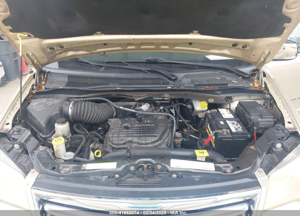 2011 CHRYSLER TOWN & COUNTRY TOURING-L VIN: 2A4RR8DG1BR781360