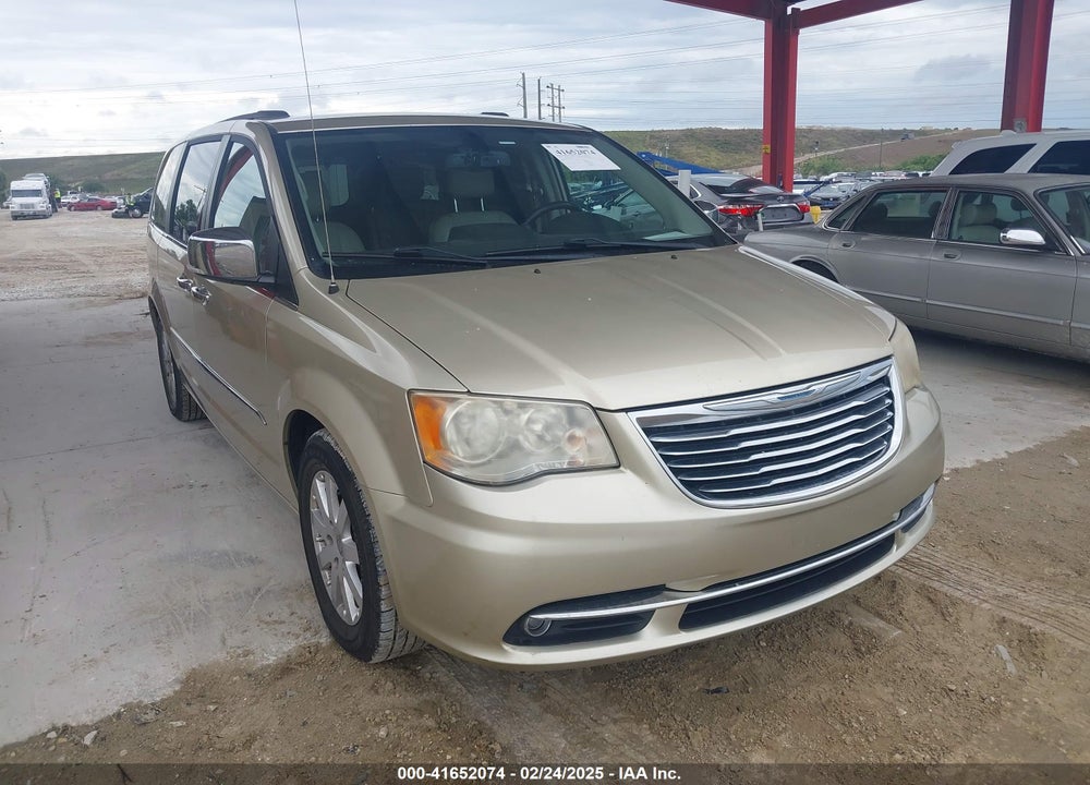 2011 CHRYSLER TOWN & COUNTRY TOURING-L VIN: 2A4RR8DG1BR781360