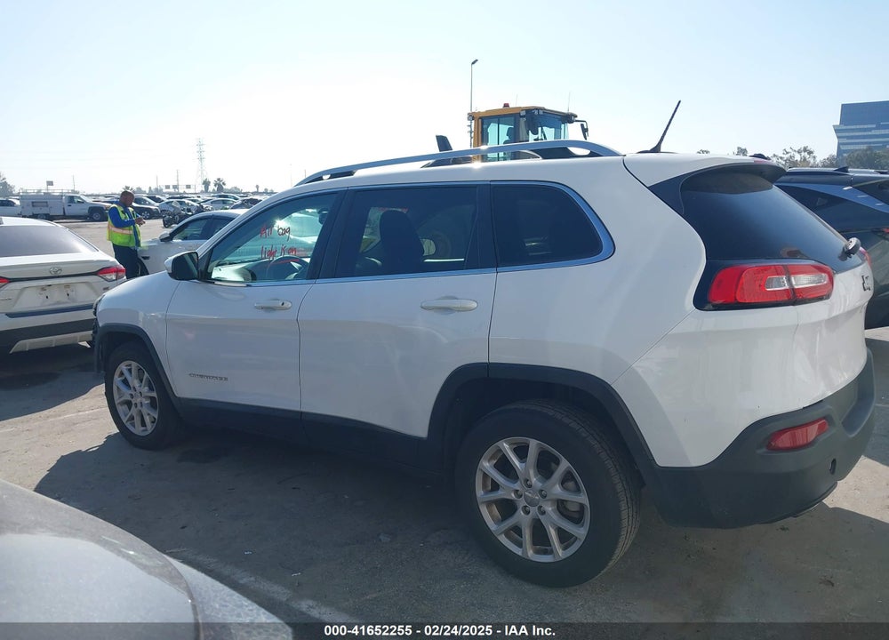 2018 JEEP CHEROKEE VIN: 1C4PJLCB5JD572735