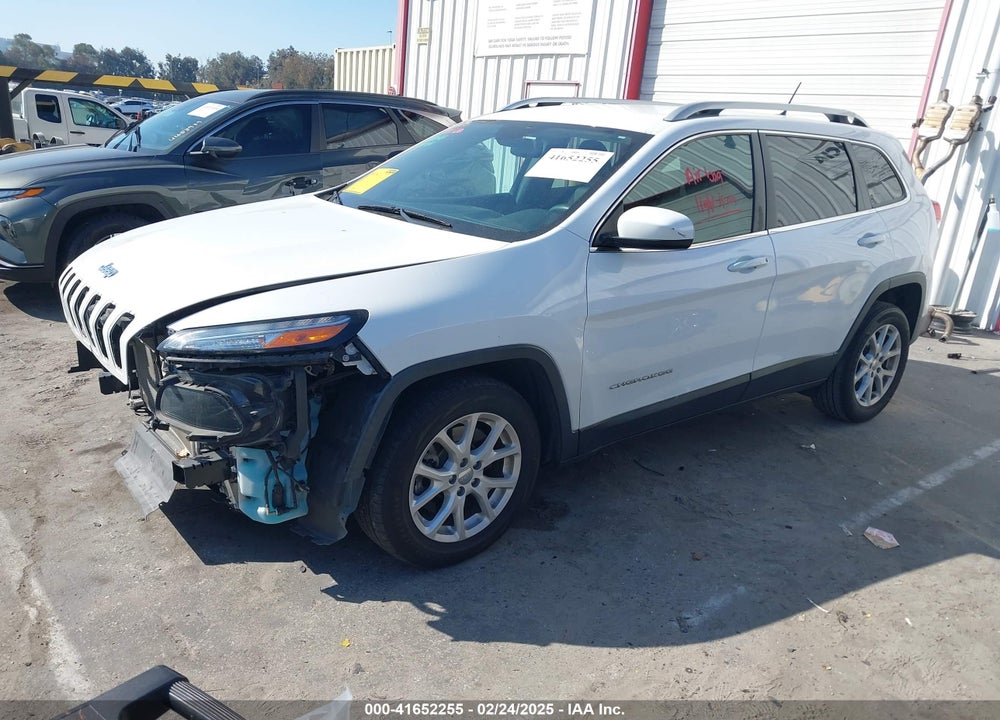 2018 JEEP CHEROKEE VIN: 1C4PJLCB5JD572735