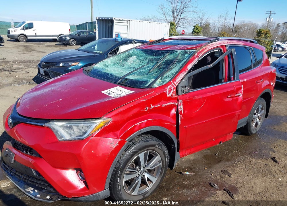 2016 TOYOTA RAV4 VIN: JTMRFREVXGJ082256