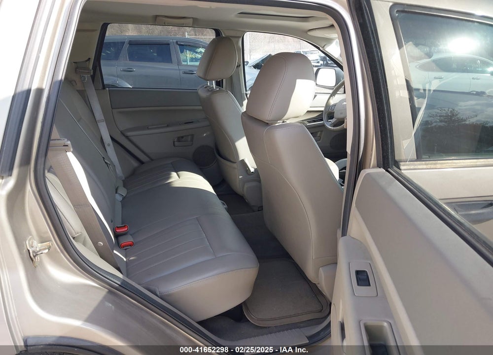 2005 JEEP GRAND CHEROKEE LAREDO VIN: 1J4HR48N65C552764