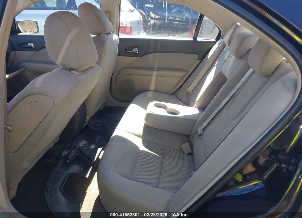 2010 FORD FUSION VIN: 3FAHP0GAXAR386415