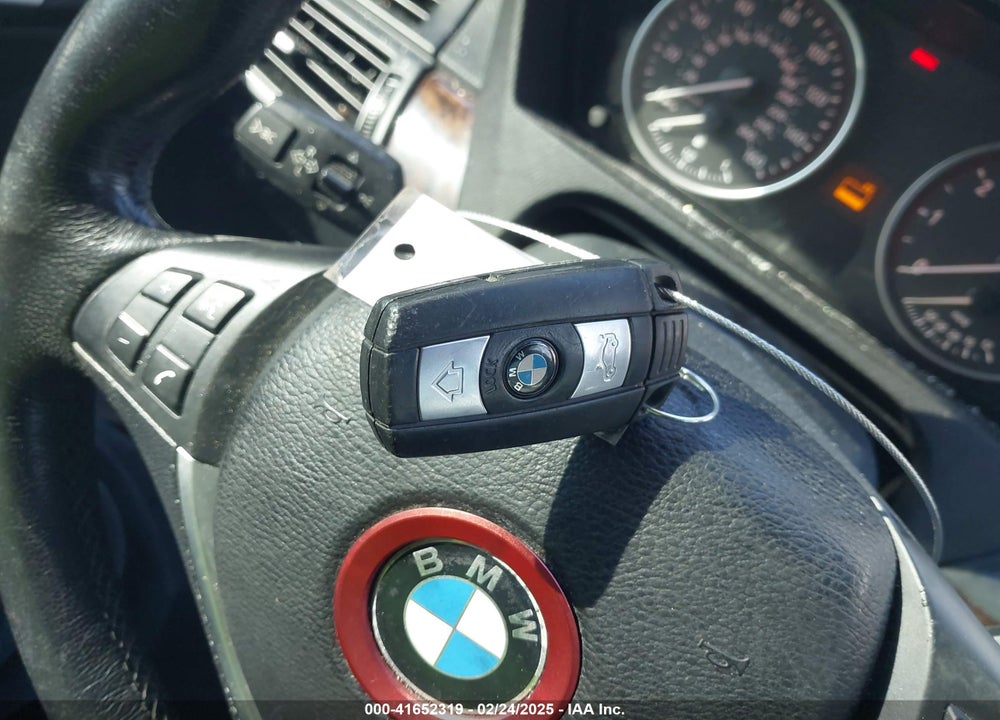 2008 BMW X5 4.8I VIN: 5UXFE835X8L168335